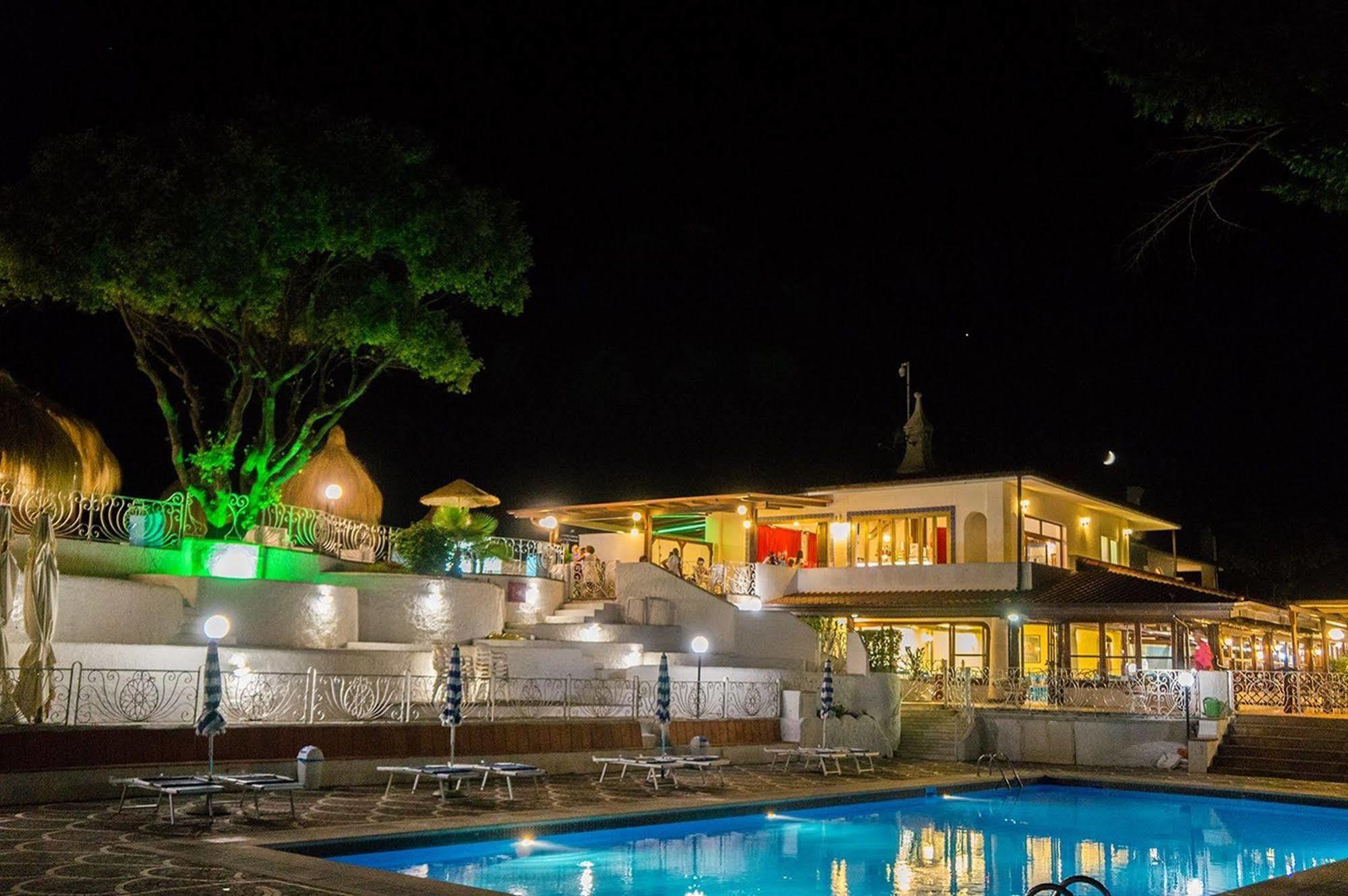 Holiday Village Fondi Kültér fotó